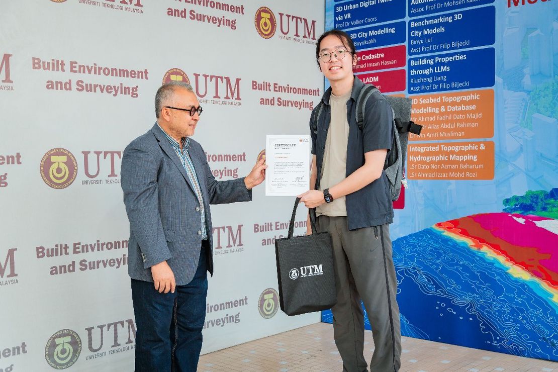 Talk: Attending the International Research Colloguium 2025 - GeoMod 3D:Mapping, Modelling & Management at Universiti Teknologi Malaysia